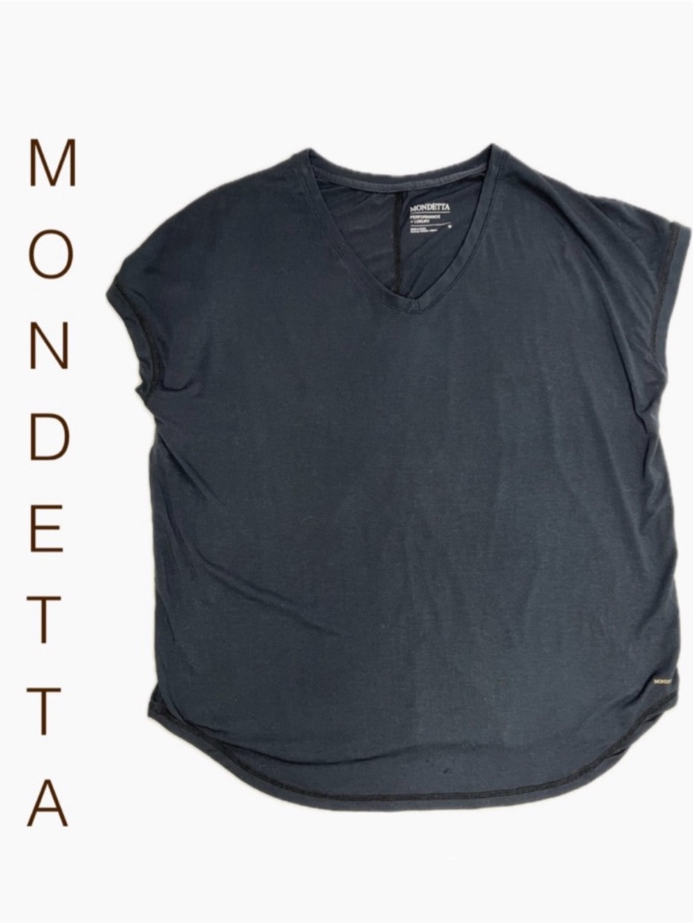 Mondetta Black V-Neck Cap Sleeve Tee, Polygiene, M